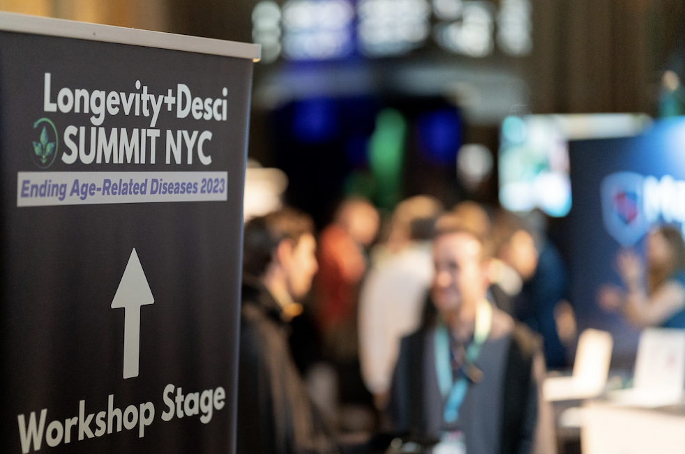Блокчейн выходит на сцену саммита Longevity+DeSci в Нью-Йорке